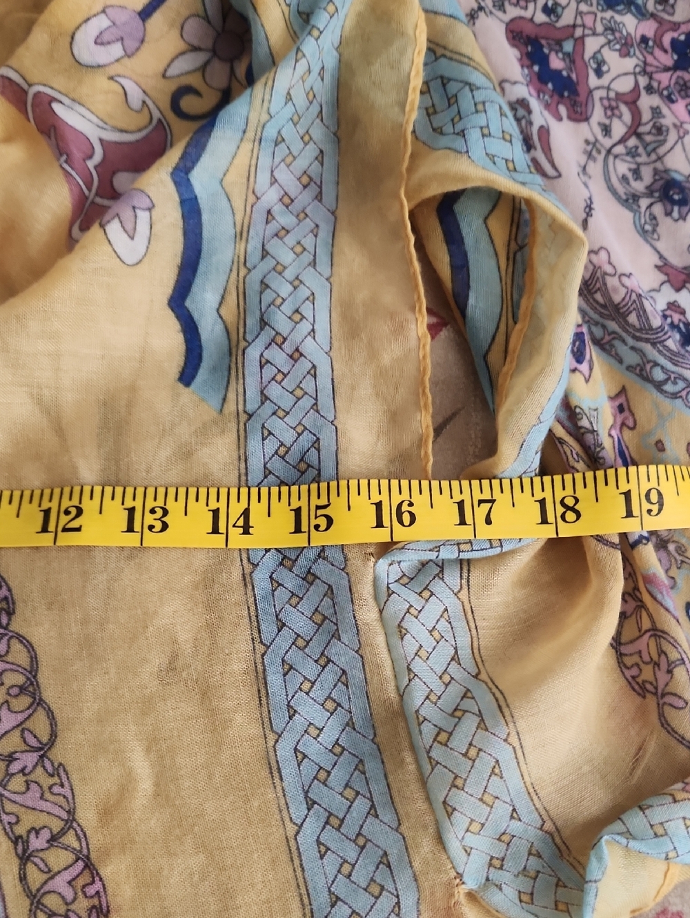 Woven Heart Yellow Paisley-Print Kimono - Picture 4 of 5